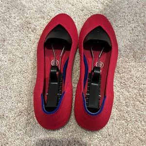 VGUC Rothy’s Hot Pink round toe knit flats